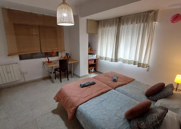 Centrico Piso Con Aparcamiento Gratuito 아파트