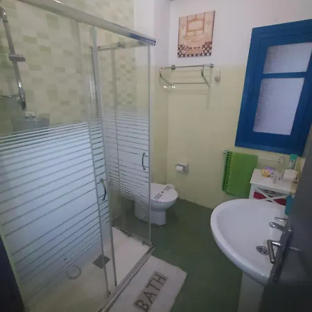 Céntrico Piso Con Aparcamiento Gratuito * Granada