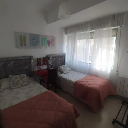 Céntrico Piso Con Aparcamiento Gratuito *