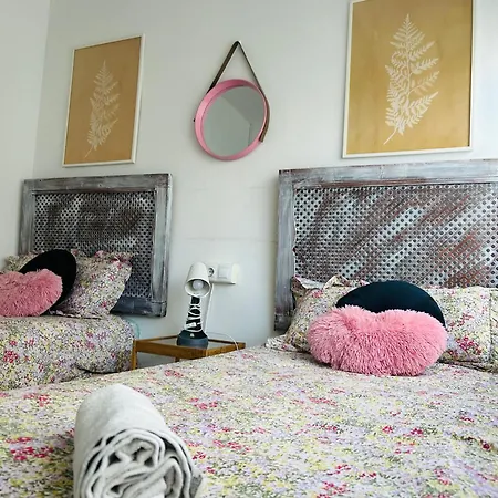 Céntrico Piso Con Aparcamiento Gratuito * Granada