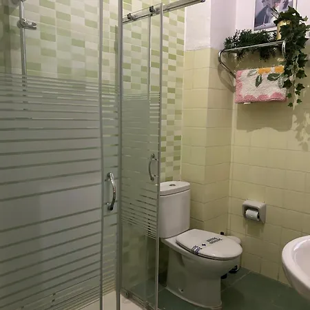 Céntrico Piso Con Aparcamiento Gratuito Granada